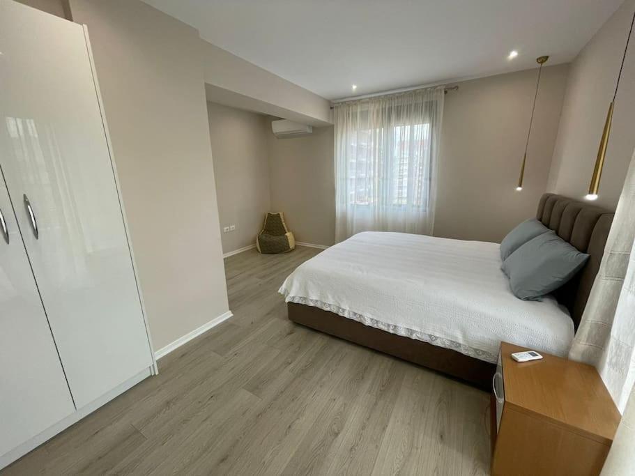 Melody Apartment In Корча Экстерьер фото